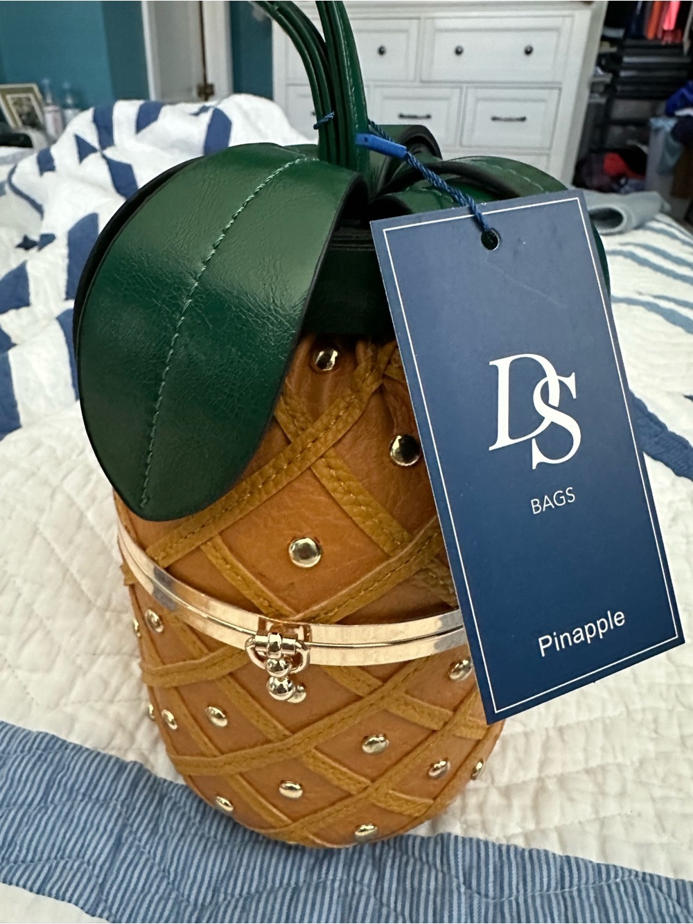 DS Bag NWT By The Pool 3D Pineapple Crossbody Bucket Purse